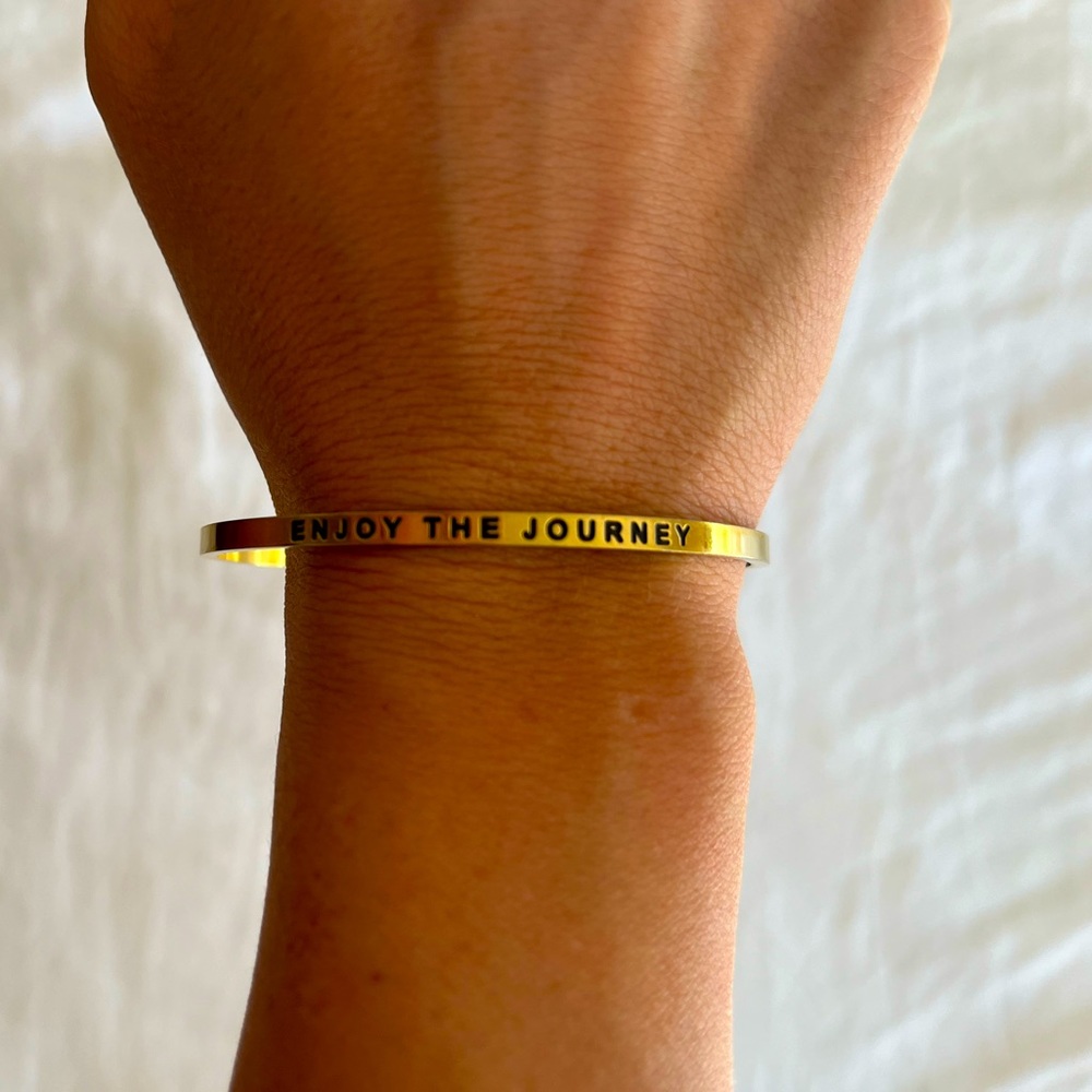 Enjoy the Journey mantra band (adjustable/bendy) gold color.